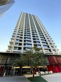 グランドミレーニア