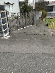 愛媛県東温市西岡