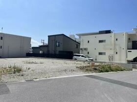 沖縄県中頭郡北谷町伊平２丁目