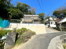 神奈川県横浜市金沢区富岡東３丁目