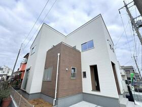 埼玉県三郷市早稲田７丁目