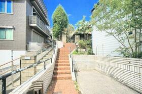 神奈川県横浜市神奈川区三ツ沢下町