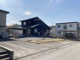 富山県富山市三室荒屋