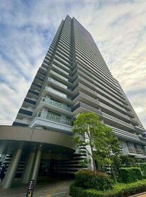 Ｗ　Ｃｏｍｆｏｒｔ　Ｔｏｗｅｒｓ　ＷＥＳＴ