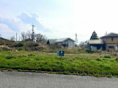 Land, Nagahama, Shiga