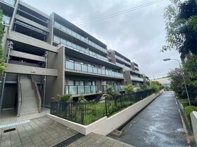 大阪府茨木市南春日丘１丁目