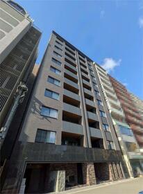 京都府京都市中京区岩上通六角下る岩上町