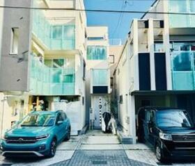 東京都新宿区西落合１丁目