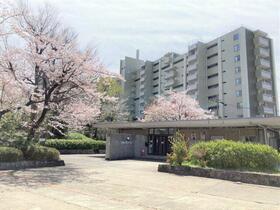 西一社第２団地１０２号棟西