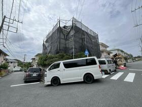 神奈川県横須賀市湘南鷹取６丁目