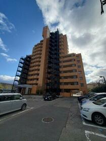 ヴェルビュ鶴見坦