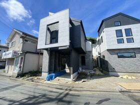 神奈川県横浜市磯子区岡村２丁目