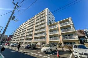 ファミール三軒茶屋