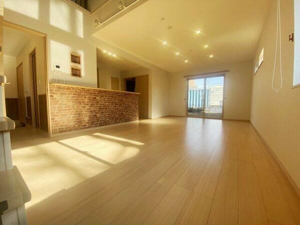 detached 埼玉県蕨市錦町５丁目

地図を見る