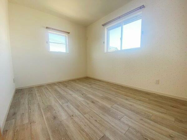 detached 埼玉県蕨市錦町５丁目

地図を見る