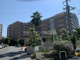 ロイヤルアーク泉ヶ丘