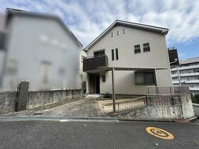 大阪府高槻市奈佐原４丁目