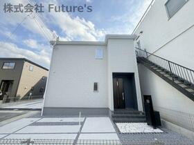 埼玉県三郷市鷹野４丁目