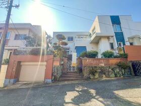 京都府京都市伏見区桃山町遠山