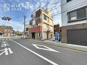 東京都昭島市拝島町３丁目