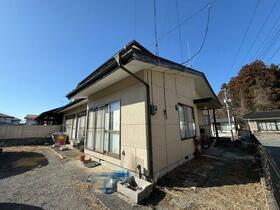 福島県東白川郡棚倉町大字金沢内字中背戸続