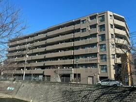 ナイスエスアリーナ弘明寺