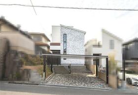 大阪府豊中市緑丘１丁目