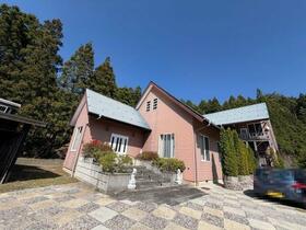 福島県石川郡古殿町大字山上字芝山