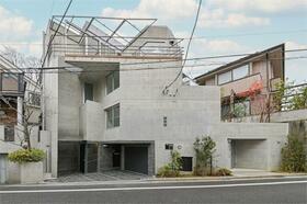 東京都文京区西片１丁目