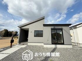 三重県亀山市能褒野町