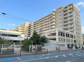 ネバーランド茨木リラシア