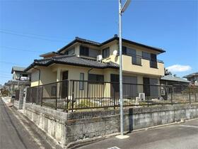 三重県津市一身田豊野