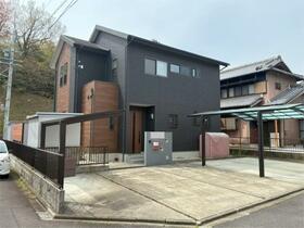 三重県鈴鹿市国府町