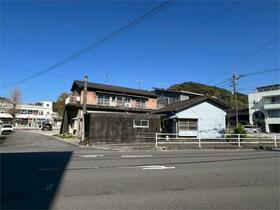大分県津久見市大友町