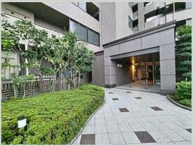 富山県富山市窪本町