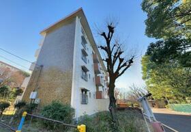 松が谷６番地住宅