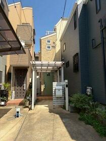 東京都世田谷区三宿２丁目