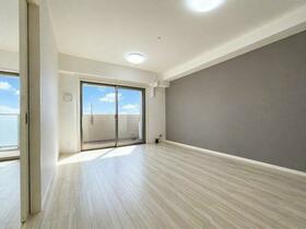 アルファステイツ問屋町