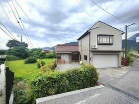 滋賀県米原市村居田