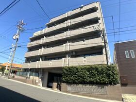 グローリアス本郷