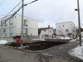 北海道札幌市南区真駒内東町１丁目