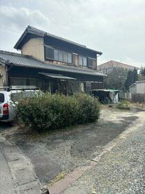 三重県四日市市平尾町