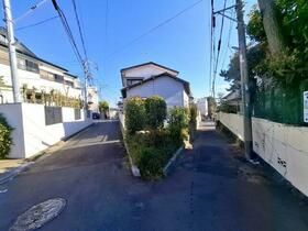 神奈川県藤沢市鵠沼桜が岡４丁目