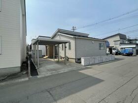 青森県青森市小柳５丁目