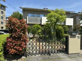 エステート聖ヶ丘２−２３