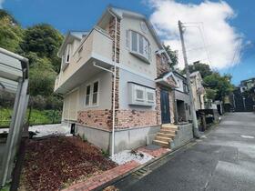 東京都町田市金井ヶ丘２丁目