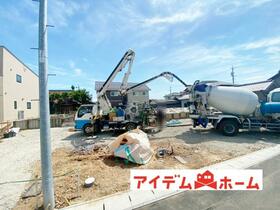 愛知県春日井市花長町１丁目