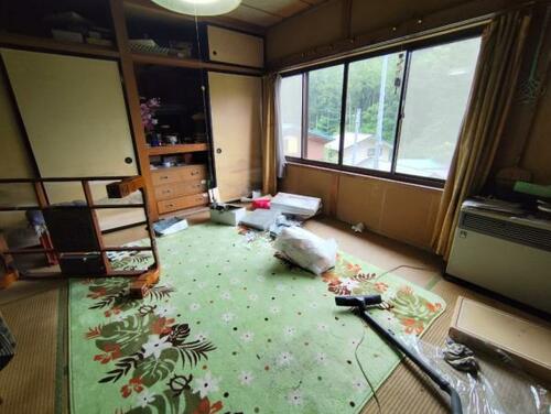 detached 山梨県大月市七保町瀬戸