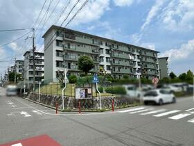 男山第二住宅 1階
