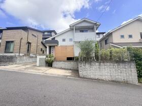 長崎県西彼杵郡長与町北陽台２丁目